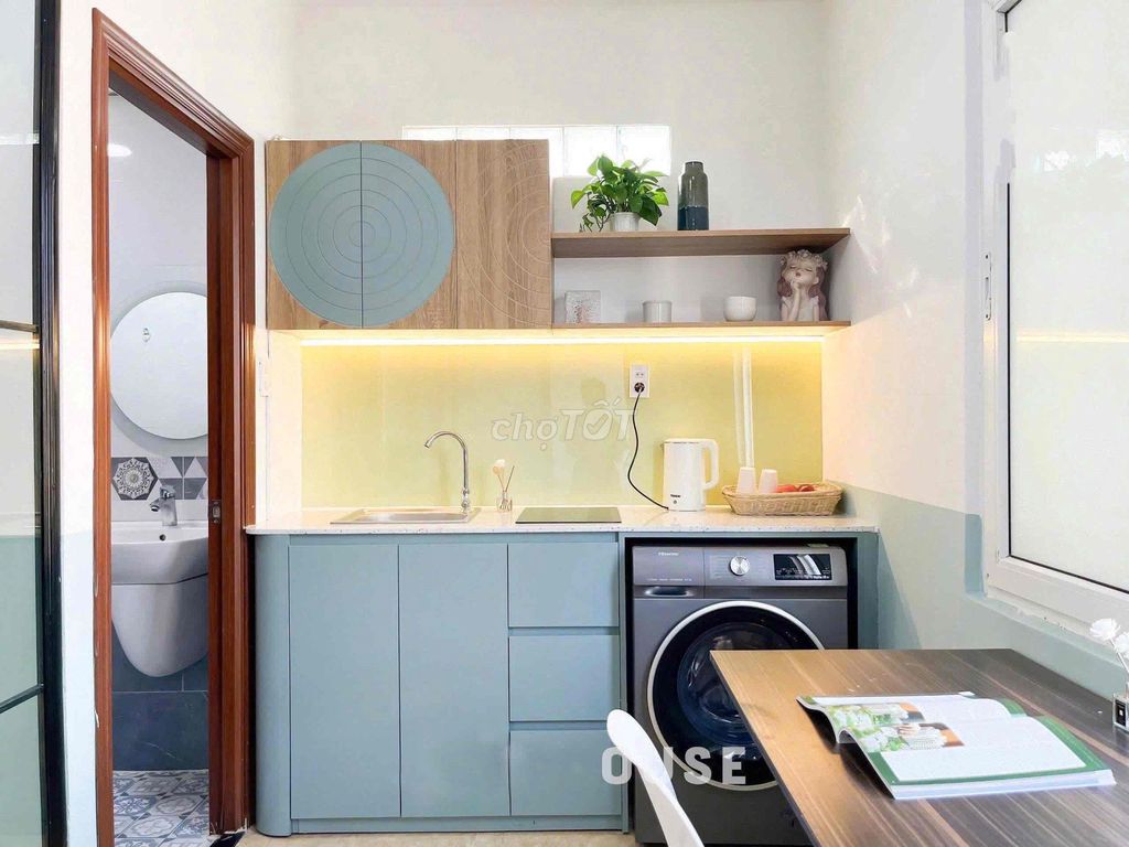 CĂN HỘ BẾP TÁCH- MÁY GIẶT RIÊNG NGAY CẦU VƯỢT 3/2, THÀNH THÁI