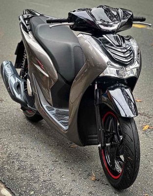 Sh 125i 2025 2000km có góp. Mua bán Xe máy tại Thành phố Biên Hòa Đồng Nai được đăng bởi Xe Máy Sơn Trung Duy