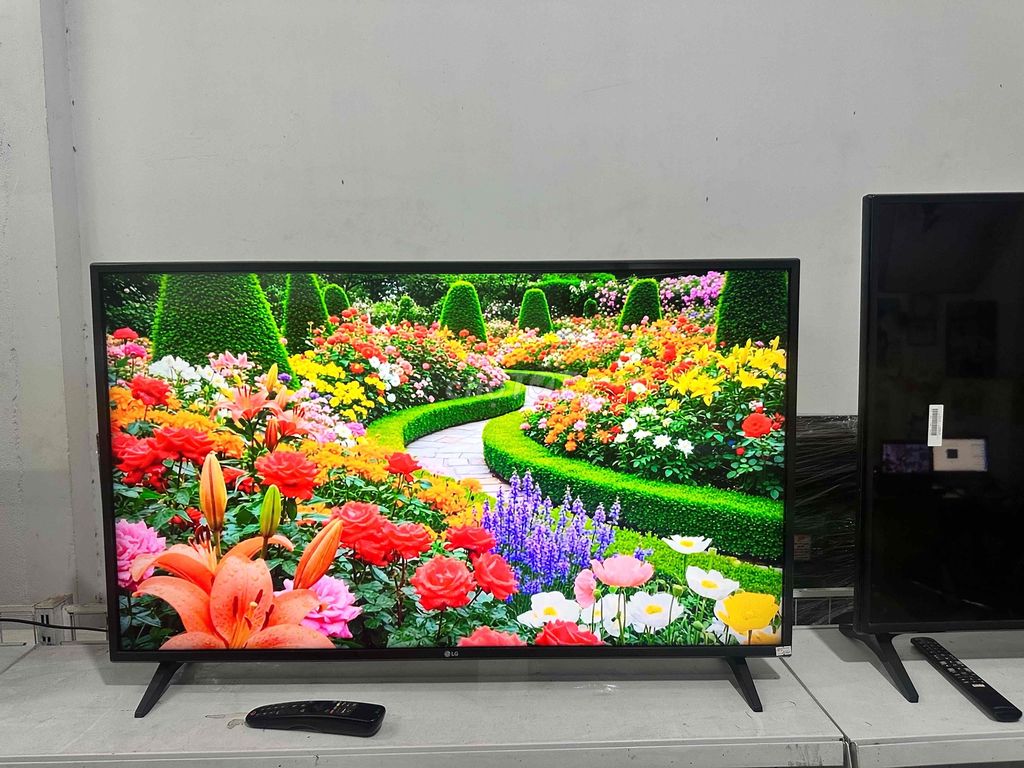 Tivi LG 43 inch 4K giọng nói mới 99% bh 6 tháng.. Mua bán Tivi, Âm thanh tại Huyện Hóc Môn Tp Hồ Chí Minh được đăng bởi Điện Tử Mạnh Anh hình 1