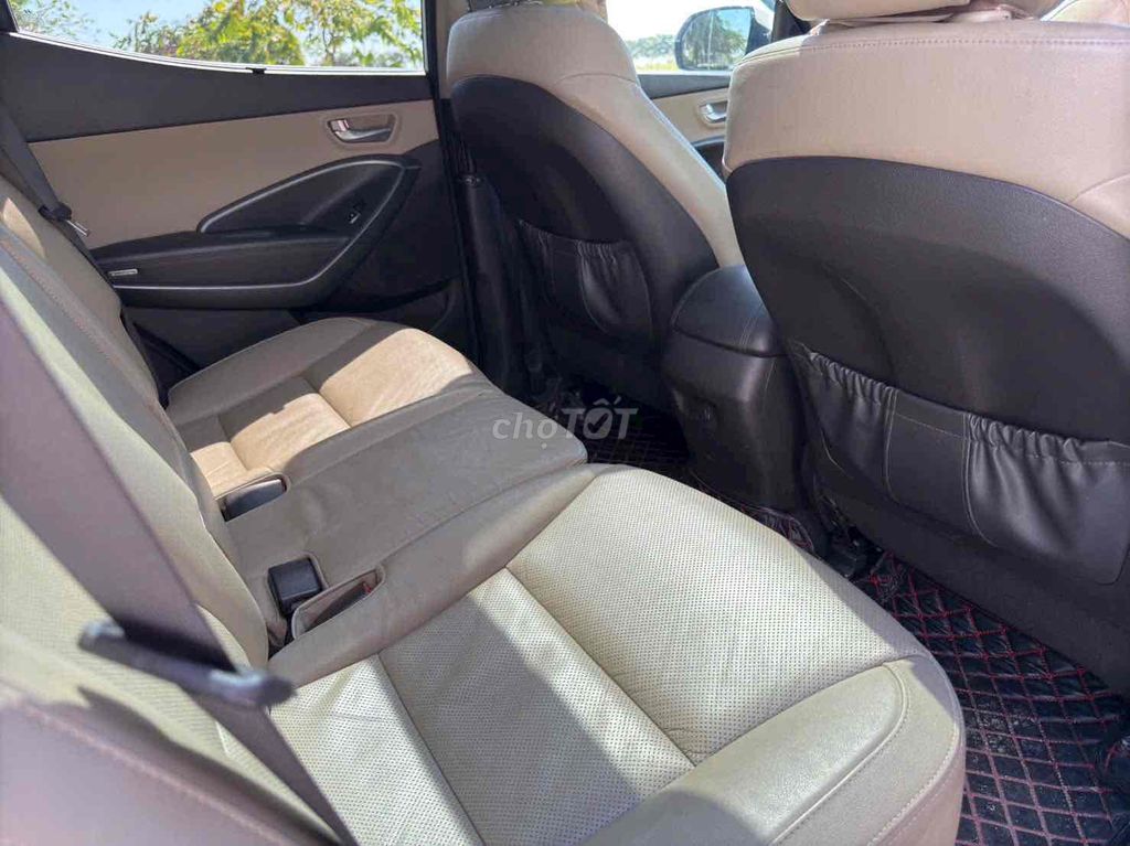 Hyundai Santa Fe 2018 2.4 AT 2WD - 80000 km xe Đep. Mua bán Ô tô tại Thành phố Vũng Tàu Bà Rịa - Vũng Tàu được đăng bởi Hùng LUXURY 6789 UY Tín Tạo Nên Thương Hiệu hình 9