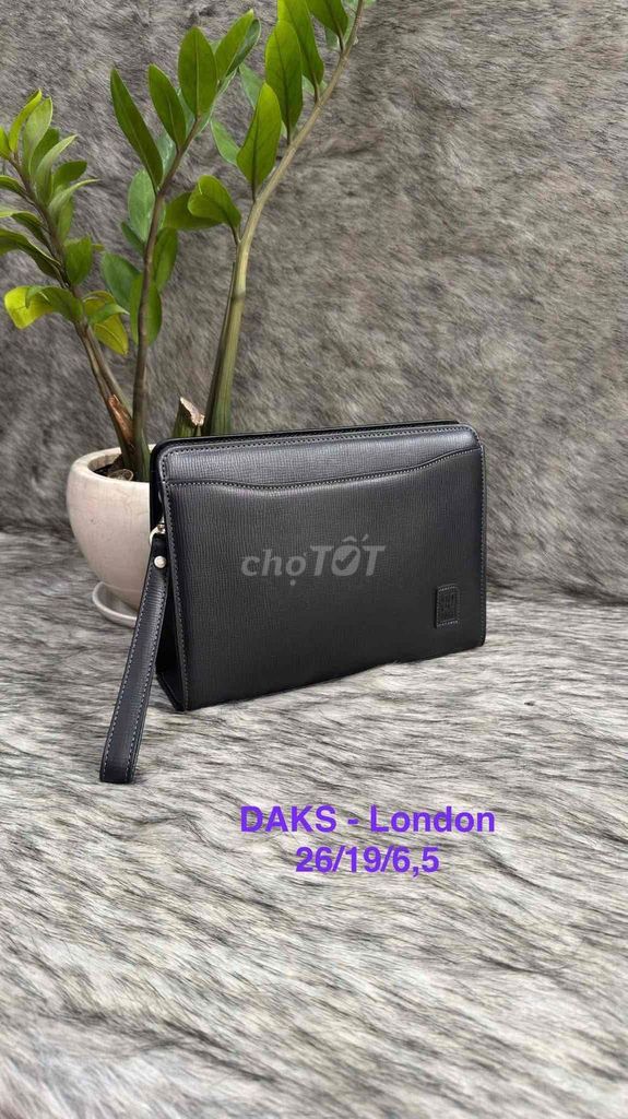 clutch da hiệu Dask chính hãng. Mua bán Túi xách tại Quận Ninh Kiều Cần Thơ được đăng bởi Duy 2hand   Da lô là  0 ba 2 sáu 054115 hình 1
