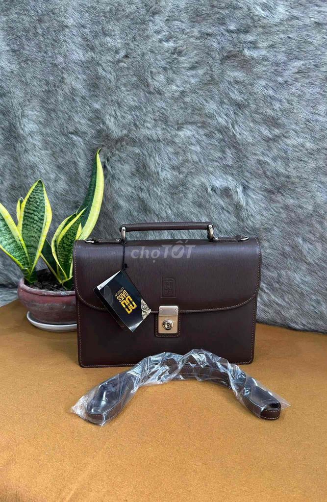 Cặp chéo DASK chính hãng. Mua bán Túi xách tại Quận Ninh Kiều Cần Thơ được đăng bởi Khang Linh hình 1