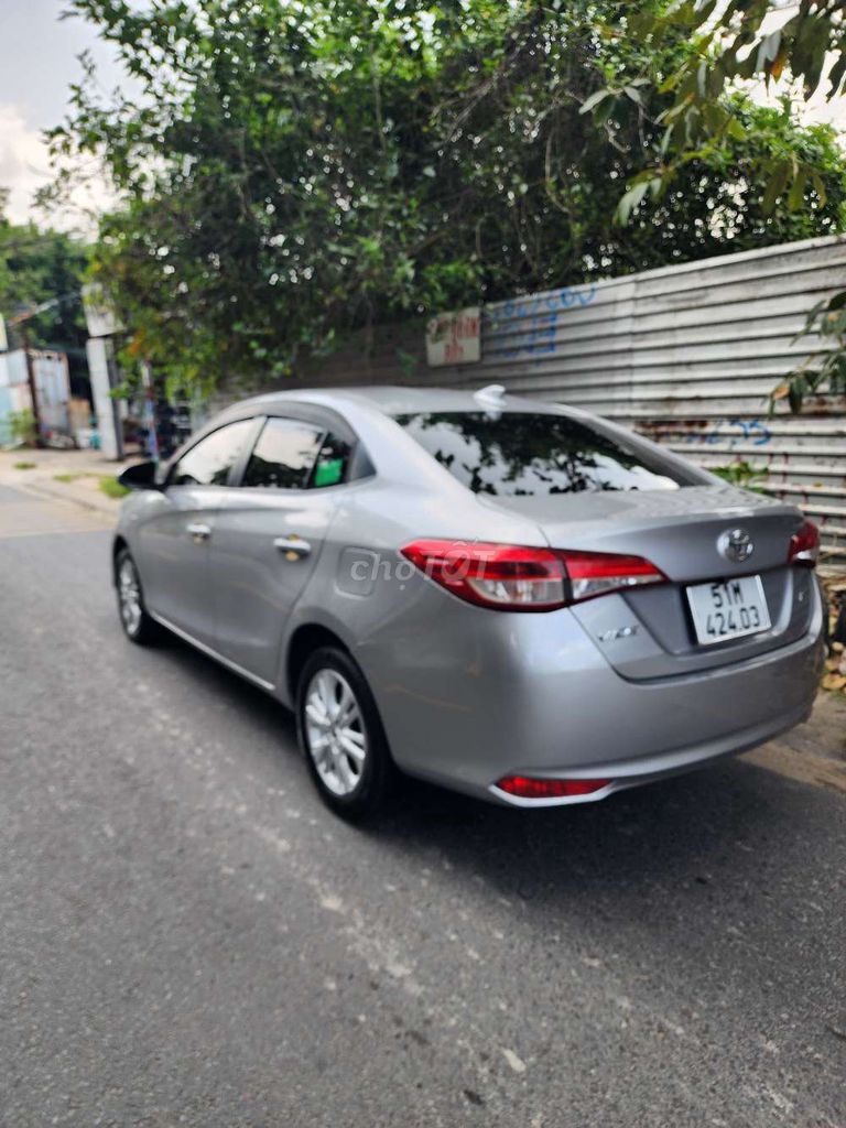 Toyota Vios 2019 механическая серебристый