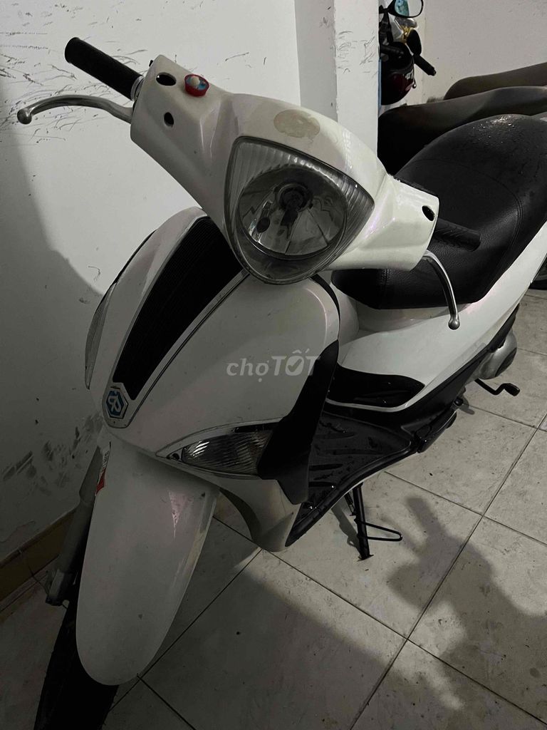 Скутер Piaggio Liberty белый 2012