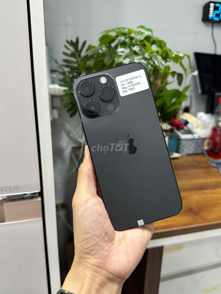 iPhone 14 Promax 256Gb Quốc tế Đen P100 Zin Đẹp 99. Mua bán Điện thoại tại Huyện Hóc Môn Tp Hồ Chí Minh được đăng bởi Nguyễn Thu hình 1