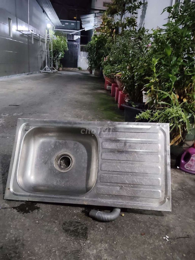Chậu rửa chén Inox Bạc 77x40 cm. Mua bán Thiết bị vệ sinh, nhà tắm tại Quận Gò Vấp Tp Hồ Chí Minh được đăng bởi Nga 76 ko sip hàng hình 1