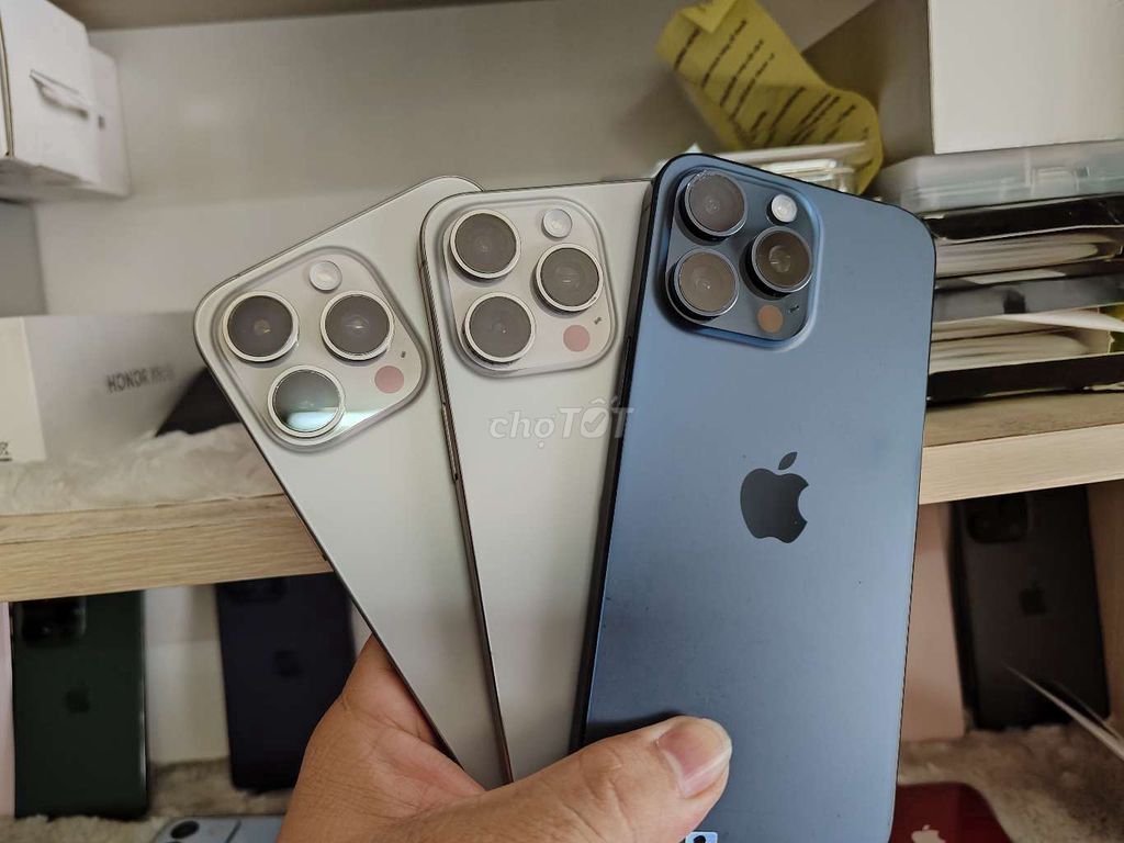 iPhone 15 Pro Max 256GB đủ màu 15Promax 15 Promax. Mua bán Điện thoại tại Quận Tân Phú Tp Hồ Chí Minh được đăng bởi LUCKY SHOP hình 1