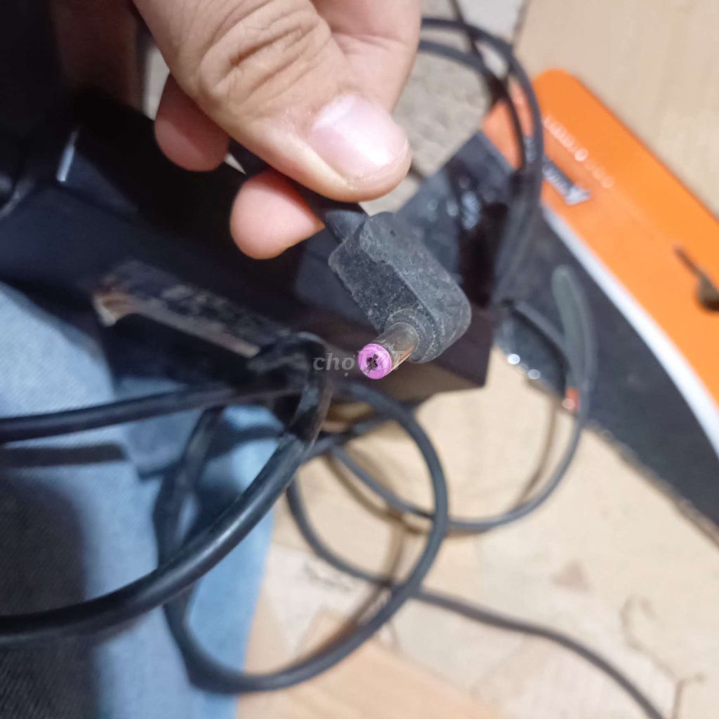Sạc laptop Acer Nitro 5 Đen. Mua bán Phụ kiện (Màn hình, Chuột...) tại Quận Hà Đông Hà Nội được đăng bởi Cường hình 1