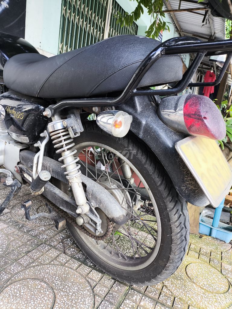 Xe máy husky 125cc. Mua bán Xe máy tại Thị xã Bến Cát Bình Dương được đăng bởi NC Art hình 2