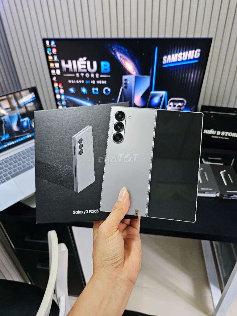 Samsung Galaxy Z Fold6 Bạc VN FULLBOX NHƯ MỚI. Mua bán Điện thoại tại Huyện Tân Hiệp Kiên Giang được đăng bởi HIẾU B STORE hình 1