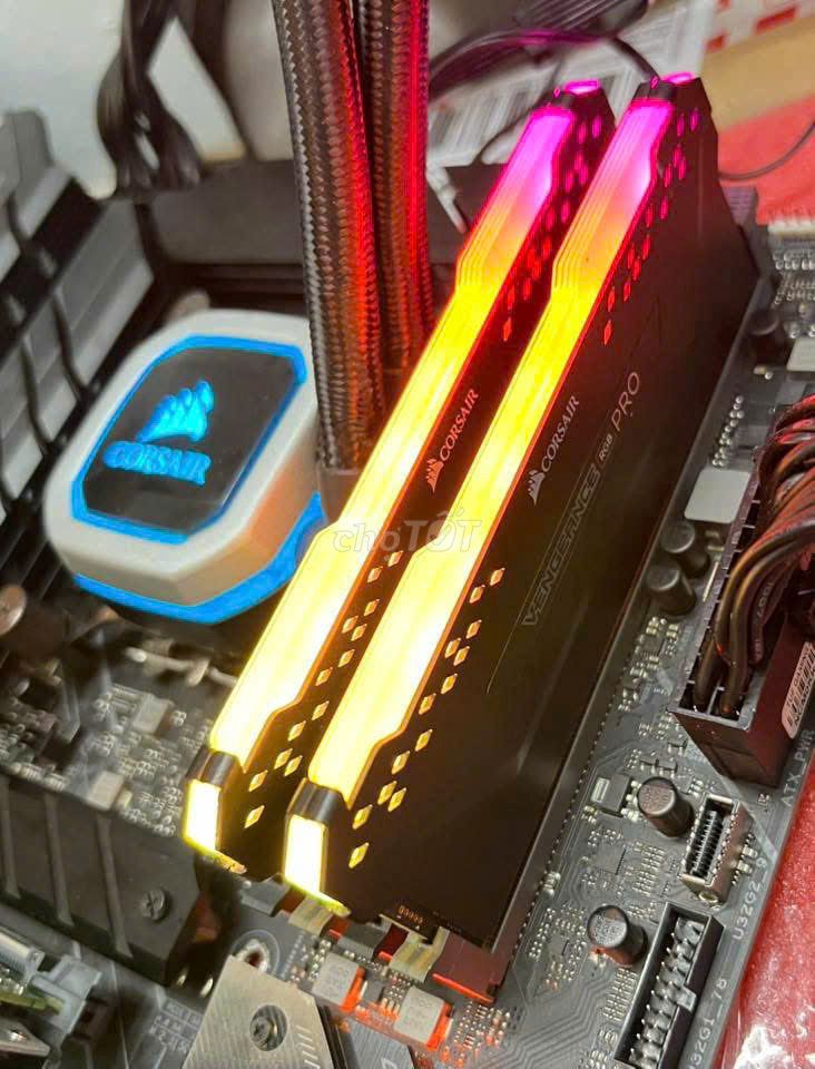 RAM Corsair Vengeance RGB Pro 32GB DDR4. Mua bán Linh kiện (RAM, Card...) tại Quận Tân Bình Tp Hồ Chí Minh được đăng bởi SGPC hình 1