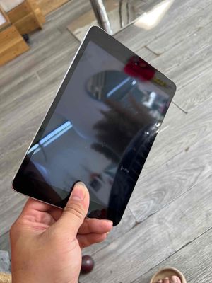 ipad như hình cần bán. Mua bán Máy tính bảng tại Quận Thanh Khê Đà Nẵng được đăng bởi Ngô Văn Đương