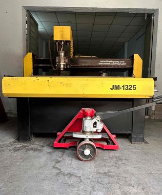 Cần thanh lí máy CNC 1325 3,7kw nội thất quảng cao. Mua bán Đồ chuyên dụng, Giống nuôi trồng tại Huyện Hóc Môn Tp Hồ Chí Minh được đăng bởi Vo Le Trang