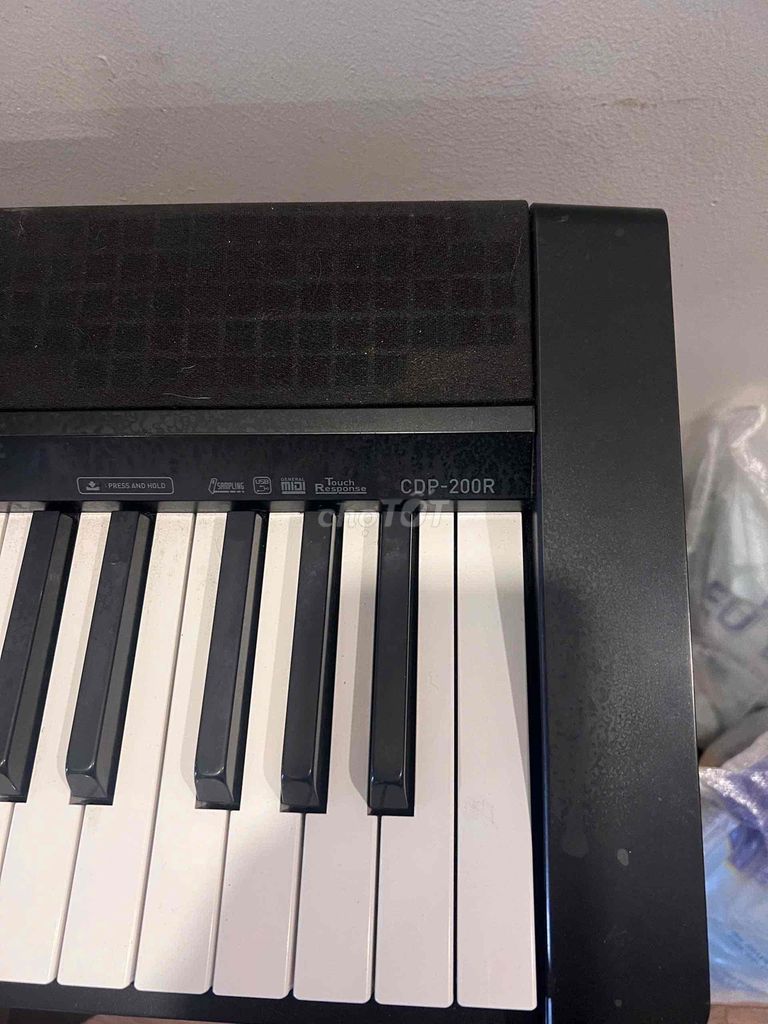 cần bán đàn piano casio cdp 200r