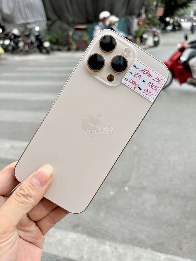 Apple iPhone 16 Pro Max 256GB Vàng ZA 99%. Mua bán Điện thoại tại Huyện Gia Lâm Hà Nội được đăng bởi Ái Tân Giác La Hiếu Trang hình 1