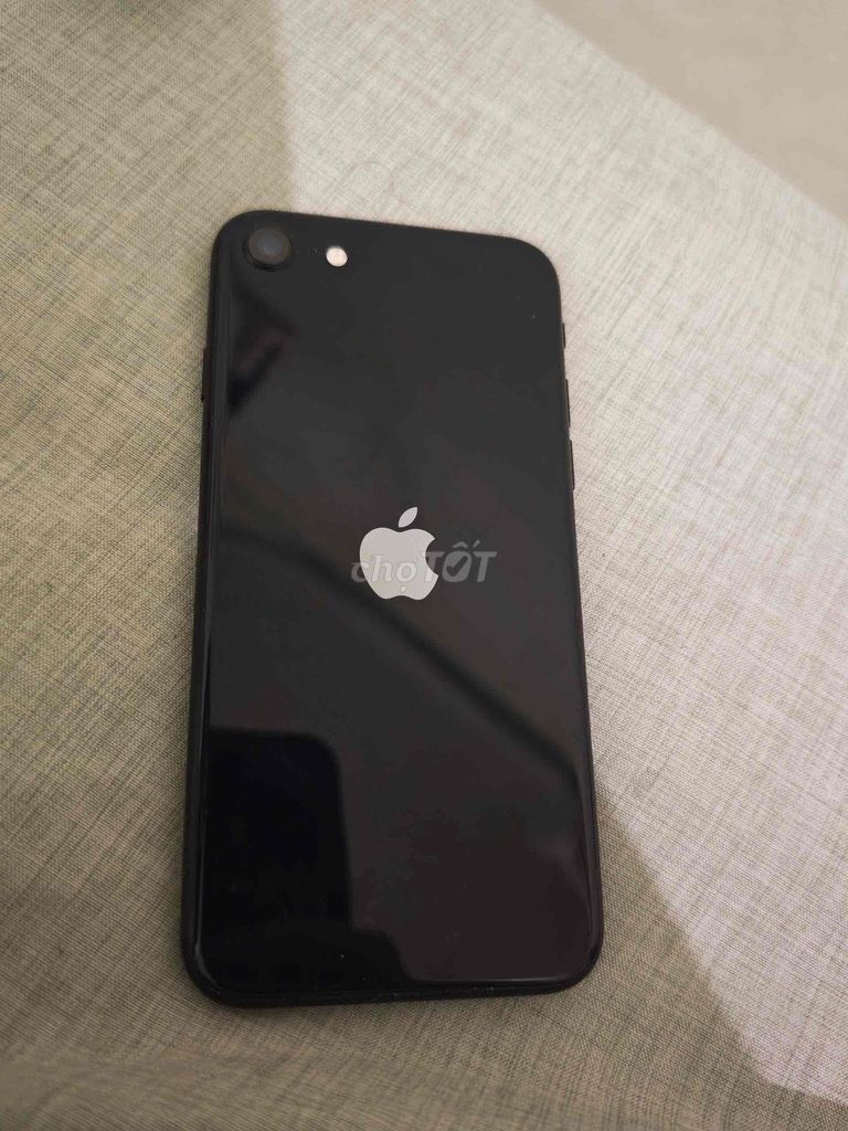 iPhone SE 2022 Đen 128 cũ LLA. Mua bán Điện thoại tại Quận 7 Tp Hồ Chí Minh được đăng bởi Chí hình 1