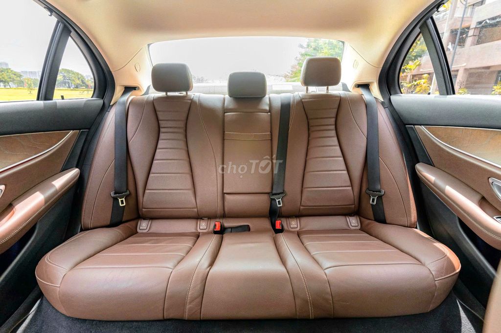 Bán Mẹc E200 Model 2019 đẳng cấp doanh nhân. Mua bán Ô tô tại Quận 7 Tp Hồ Chí Minh được đăng bởi tuấn anh hình 19