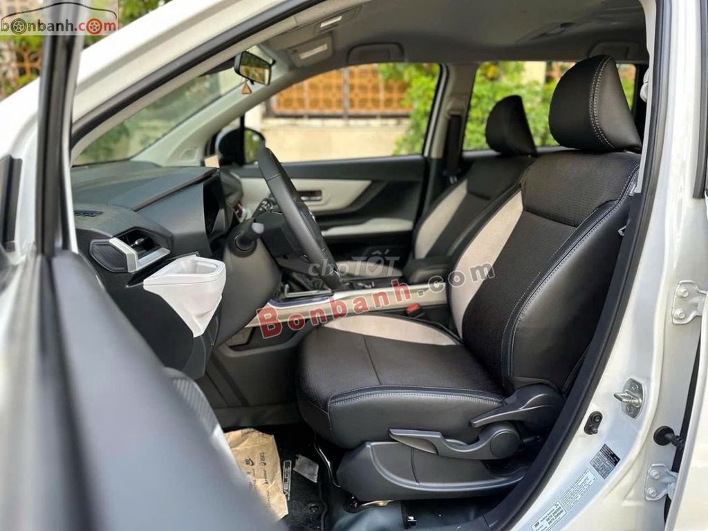 Toyota Veloz Cross Top 1.5 CVT 2025 - 562 Triệu. Mua bán Ô tô tại Quận Thanh Xuân Hà Nội được đăng bởi Cẩm Tú Toyota  hình 6