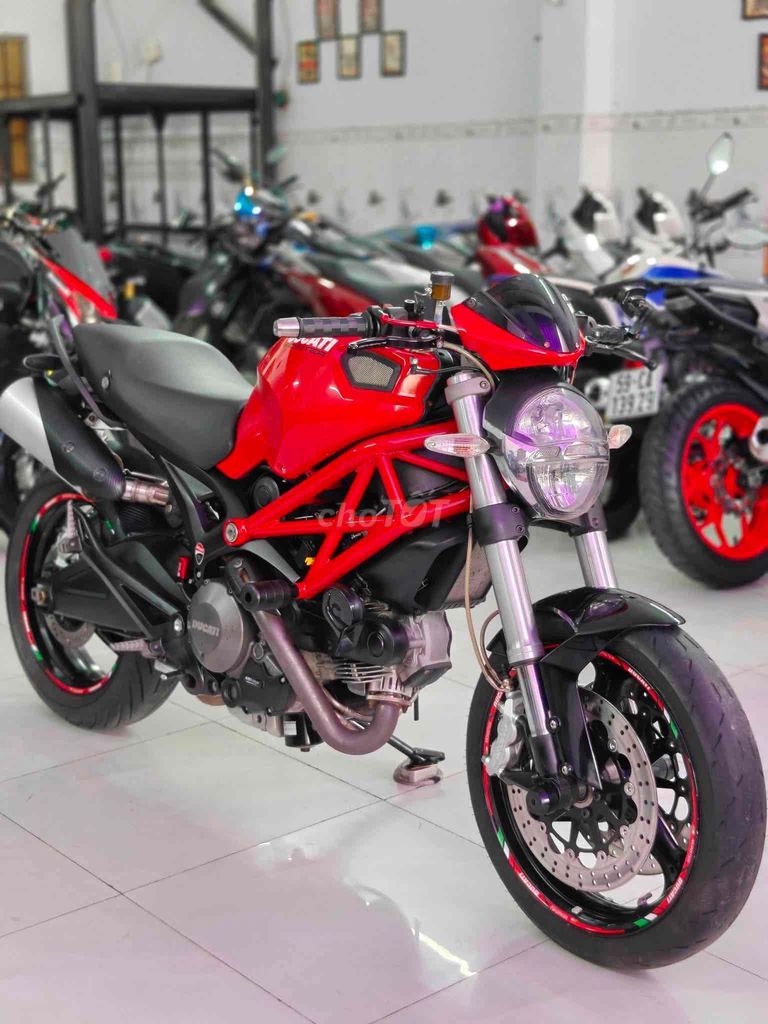 Ducati 795 2012 красный 20000 км