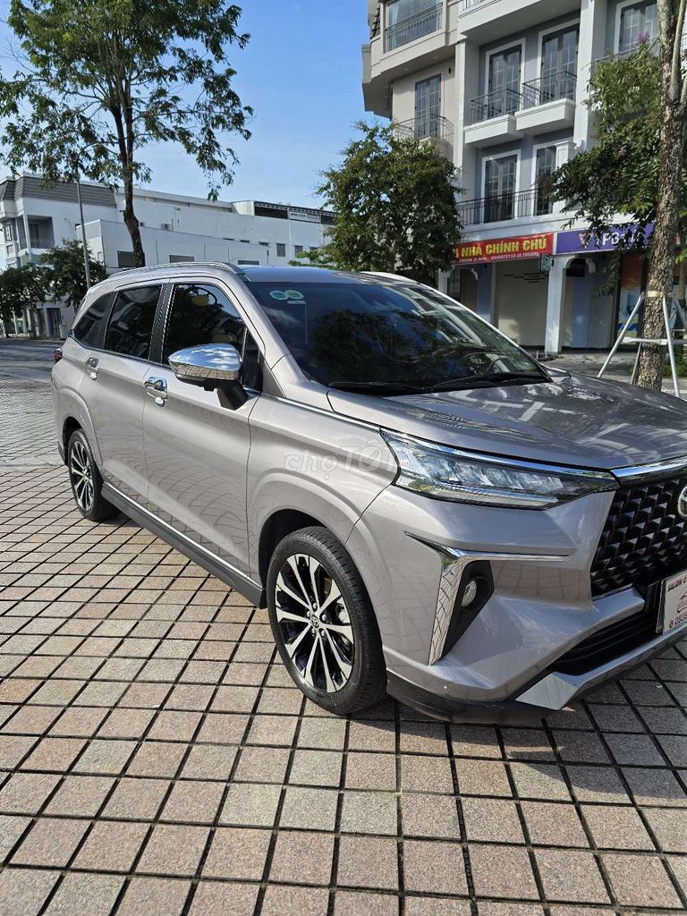 Toyota Veloz Cross 2022 CVT Top - cực mới. Mua bán Ô tô tại Thành phố Vị Thanh Hậu Giang được đăng bởi SALON Ô TÔ HƯNG HẬU GIANG hình 3