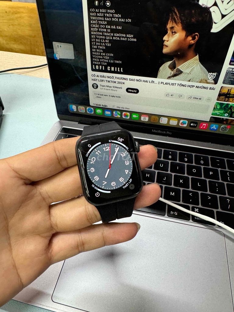 apple watch seri 4 44mm LTE