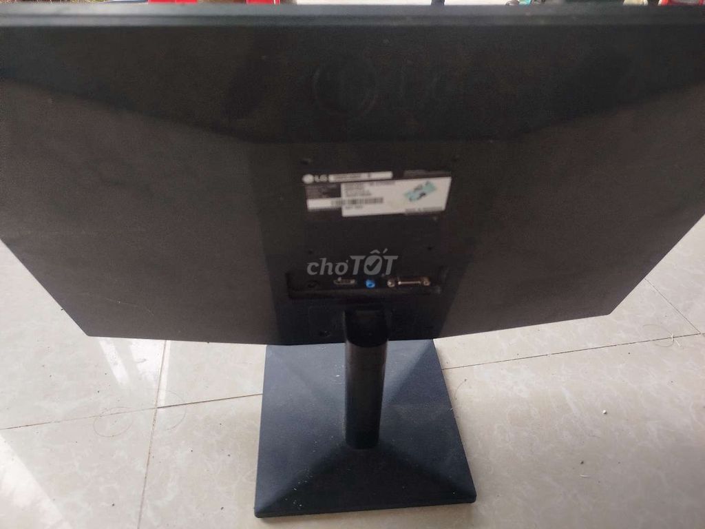 Màn hình LG 19 inch Đen. Mua bán Phụ kiện (Màn hình, Chuột...) tại Huyện Cam Lộ Quảng Trị được đăng bởi Teo hình 1