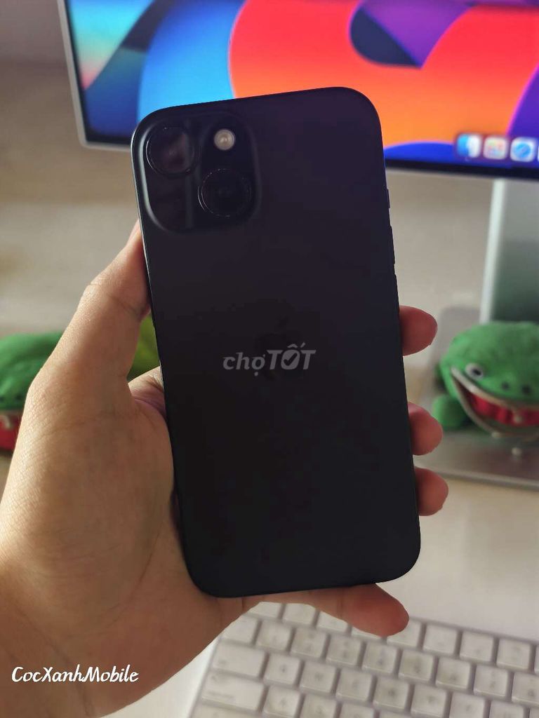 iPhone 15 256GB Quốc Tế có khay sim, pin new 100%. Mua bán Điện thoại tại Quận Liên Chiểu Đà Nẵng được đăng bởi Minh Hiệp CócXanhMobile hình 1