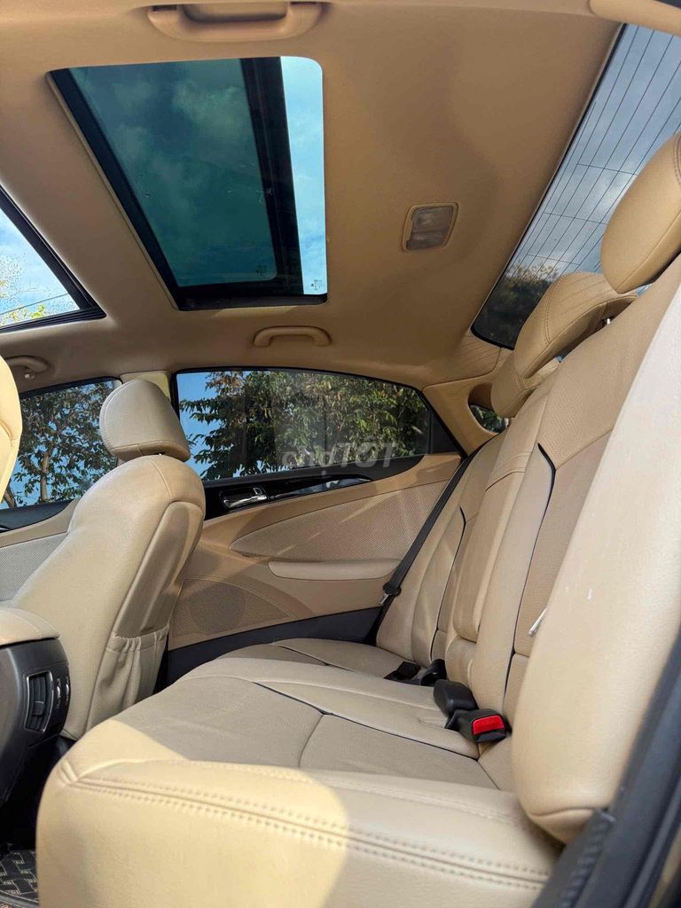 Hyundai Sonata 2011 2.0 AT - 158000 km. Mua bán Ô tô tại Huyện Trảng Bom Đồng Nai được đăng bởi nguyên thành trung hình 12
