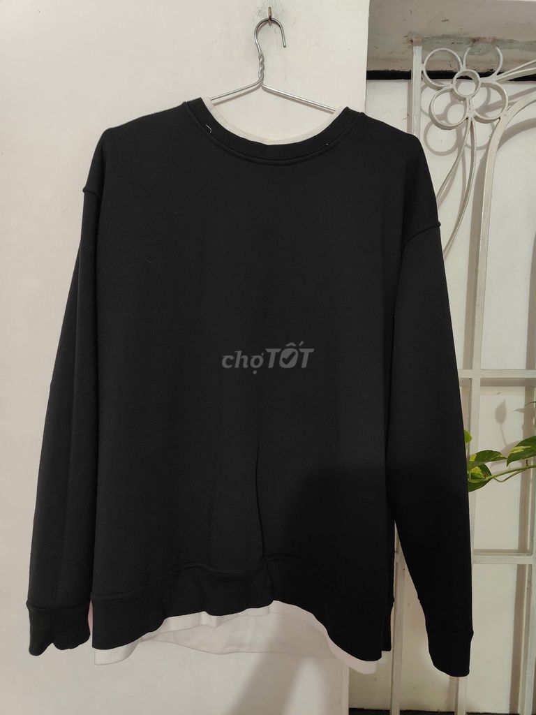 Áo Sweater GUF vải nỉ màu đen size 60kg - 70 kg