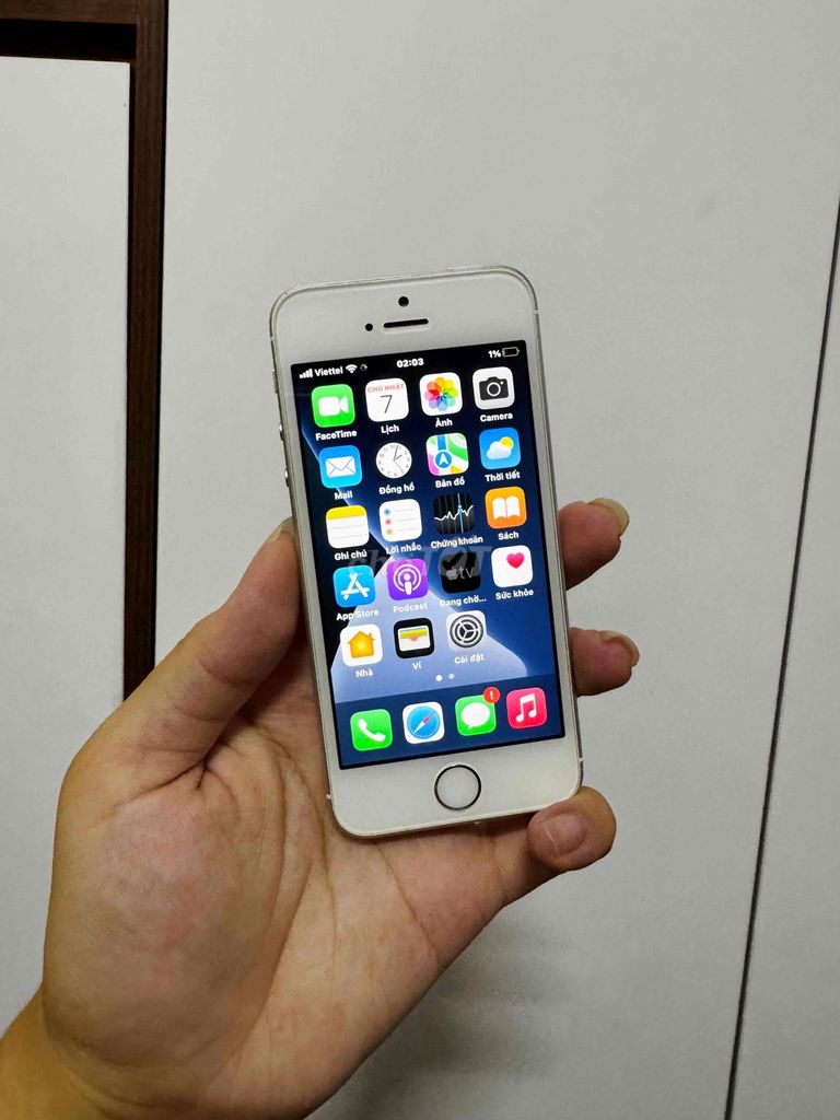 Apple iPhone SE 2016 16GB Bạc. Mua bán Điện thoại tại Quận Hà Đông Hà Nội được đăng bởi Khánh Huy  hình 1