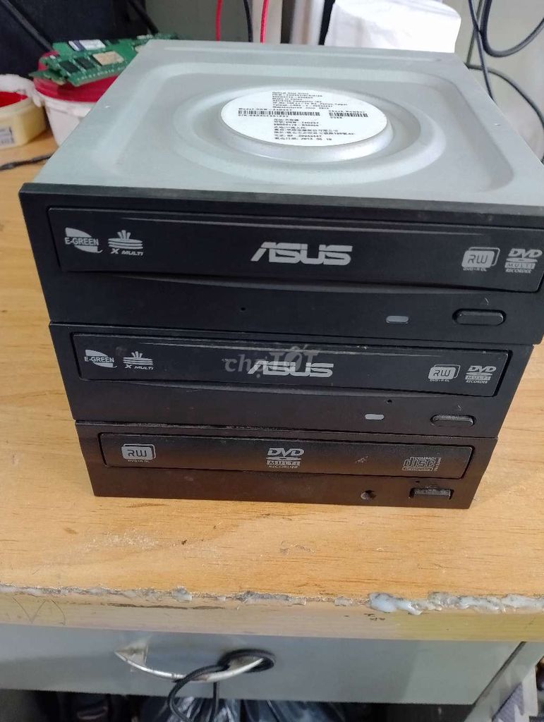 3 Ổ đĩa DVD tháo máy . Mua bán Linh kiện (RAM, Card...) tại Quận 11 Tp Hồ Chí Minh được đăng bởi Cường hình 1