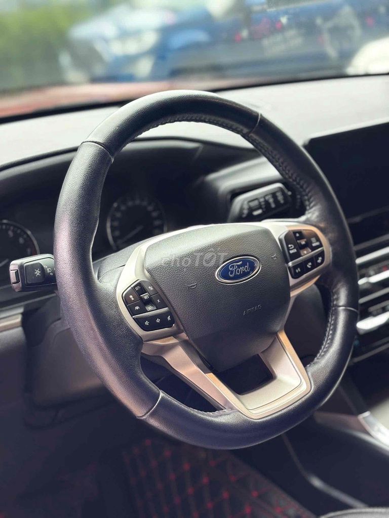Ford Explorer Đỏ 7 chỗ SUV. Mua bán Ô tô tại Thành phố Thủ Đức Tp Hồ Chí Minh được đăng bởi hưng xe cũ hình 4