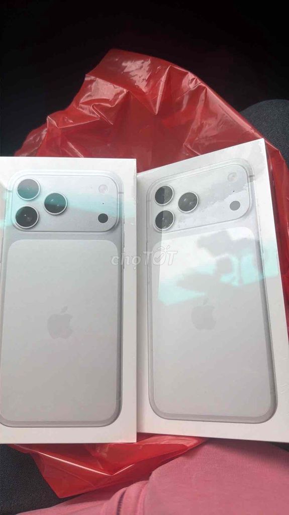 Apple iPhone 17 Pro Max 512GB Bạc. Mua bán Điện thoại tại Quận Gò Vấp Tp Hồ Chí Minh được đăng bởi Trần Nguyễn Thùy Dương  hình 1