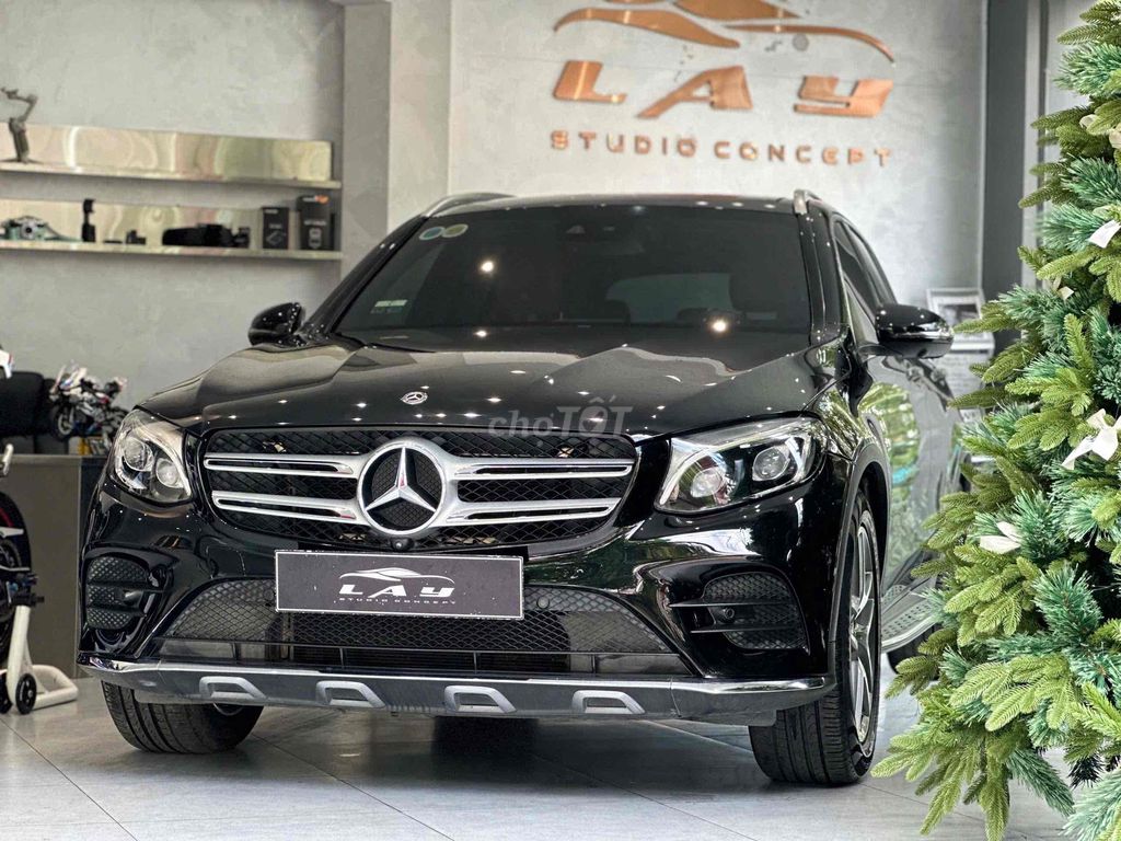 Mercedes Benz GLC300 4Matic 2018 Đen Nâu Xe 1 chủ