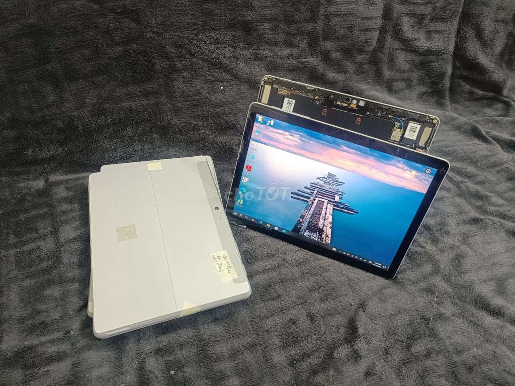 SURFACE GO 1 và Go2 thanh lý xác máy