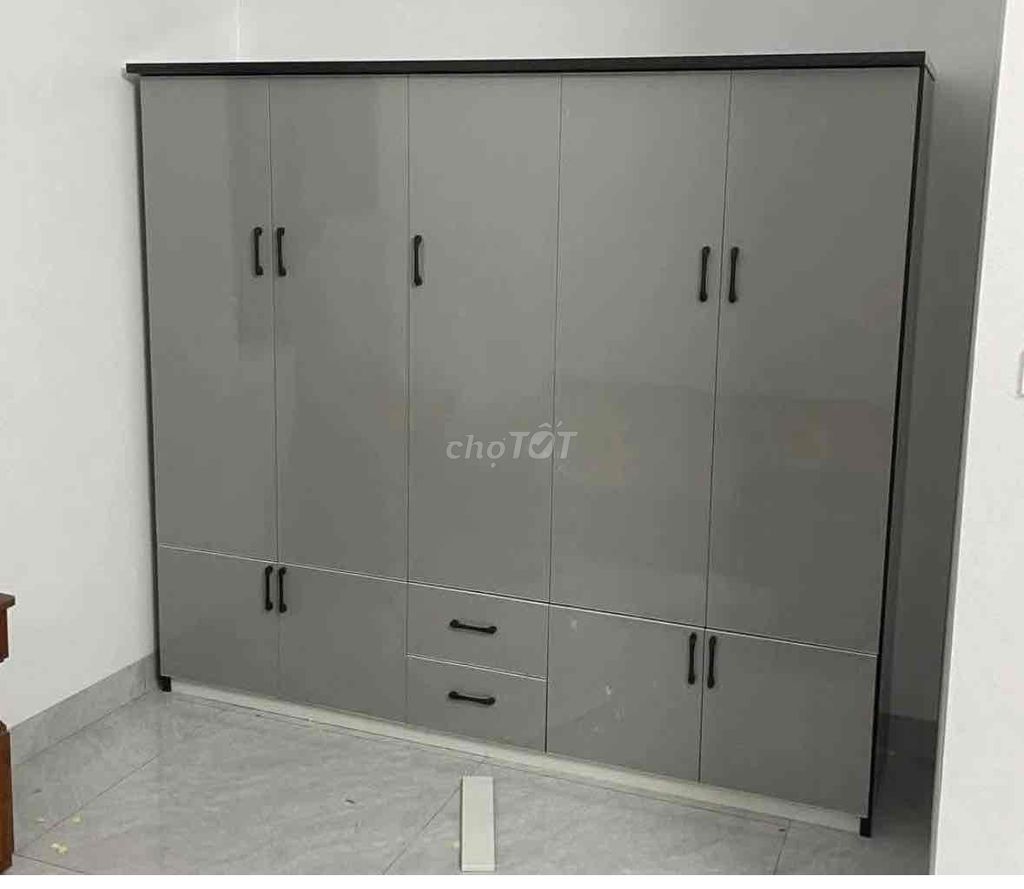 Tủ quần áo Nhựa Đài Loan Xám 2m05x1m8x51cm. Mua bán Tủ, kệ gia đình tại Thị xã Bến Cát Bình Dương được đăng bởi Hong Le hình 1