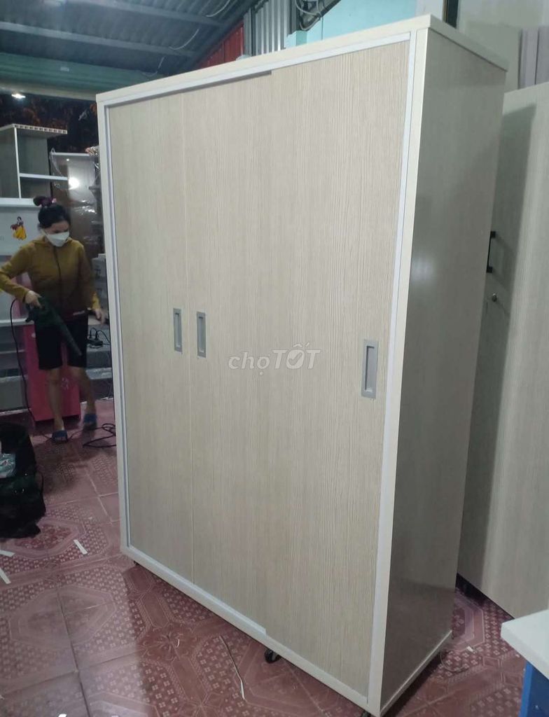 TỦ NHỰA CỬA LÙA 3 CÁNH MÀU VÂN GỖ SỒI . Mua bán Tủ, kệ gia đình tại Thành phố Biên Hòa Đồng Nai được đăng bởi Tủ nhựa đài loan hoàng quân hình 1