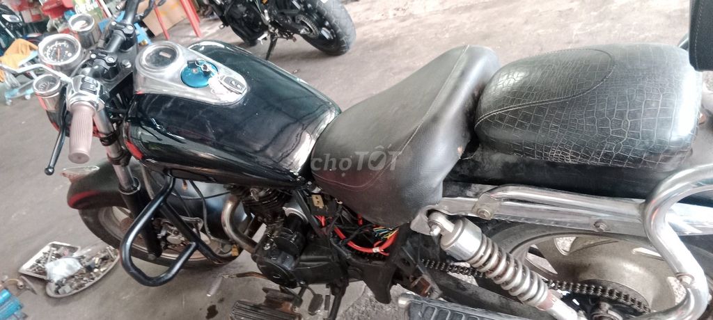 Lifan 150 GTHL Đen. Mua bán Xe máy tại Thành phố Rạch Giá Kiên Giang được đăng bởi Pyke Trung hình 3