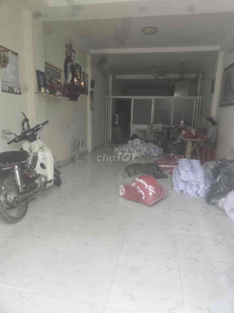 Дом Nguyễn Văn Quá 90м(4,2x20), переулок для авто, SHR всего 54 млн/м ... Конкурентоспособно