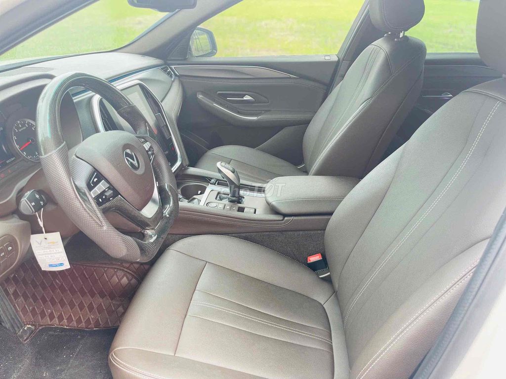 VinFast Lux A2.0 2020 Plus 2.0 AT - 50000 km