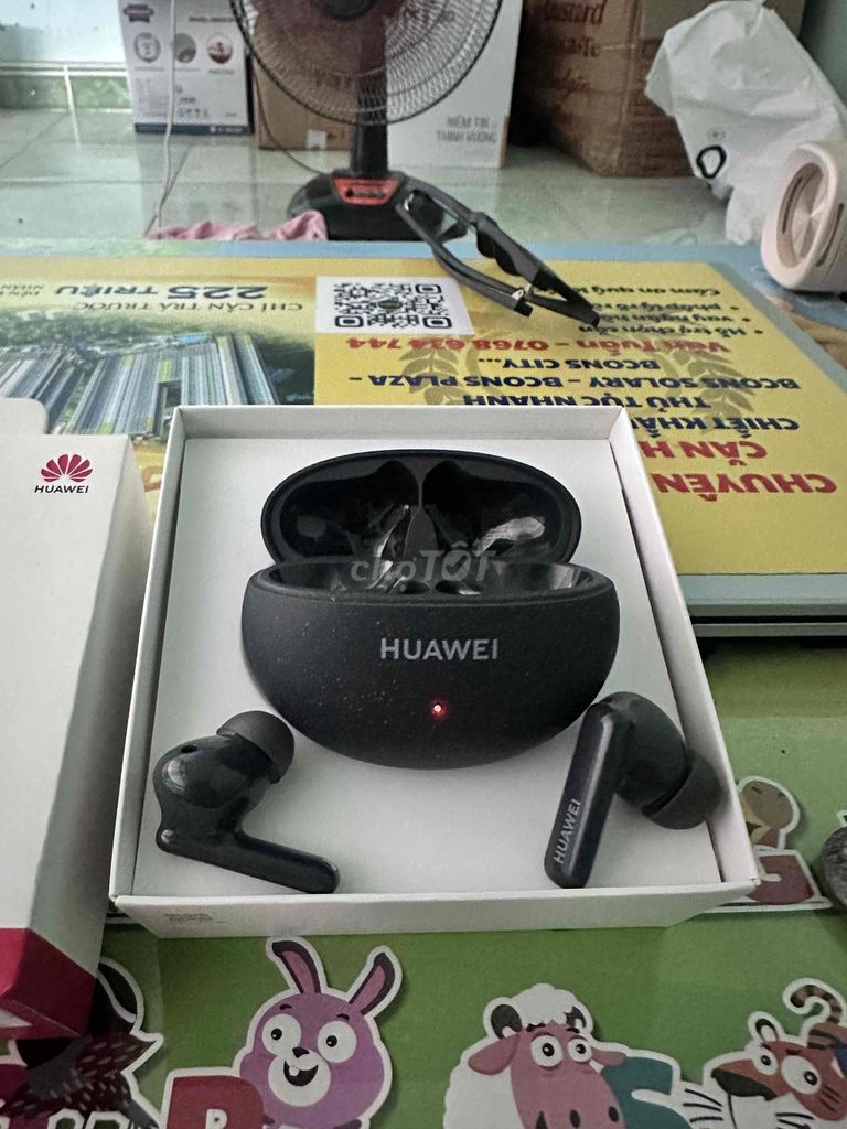 Tai nghe Bluetooth Huawei FreeBuds 5i Đen. Mua bán Tivi, Âm thanh tại Thành phố Dĩ An Bình Dương được đăng bởi VĂN TUẤN BĐS BCONS hình 1