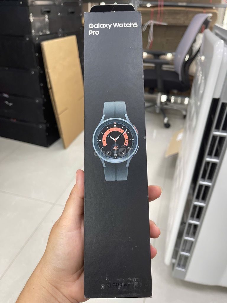 Samsung Galaxy Watch 5 Pro Đen - Thanh lý. Mua bán Thiết bị đeo thông minh tại Quận Bình Tân Tp Hồ Chí Minh được đăng bởi Tuấn hình 1