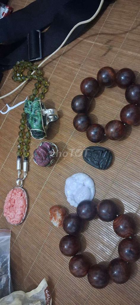 Vòng tay Gỗ Nâu. Mua bán Phụ kiện thời trang khác tại Thành phố Hạ Long Quảng Ninh được đăng bởi Trường béo  hình 1
