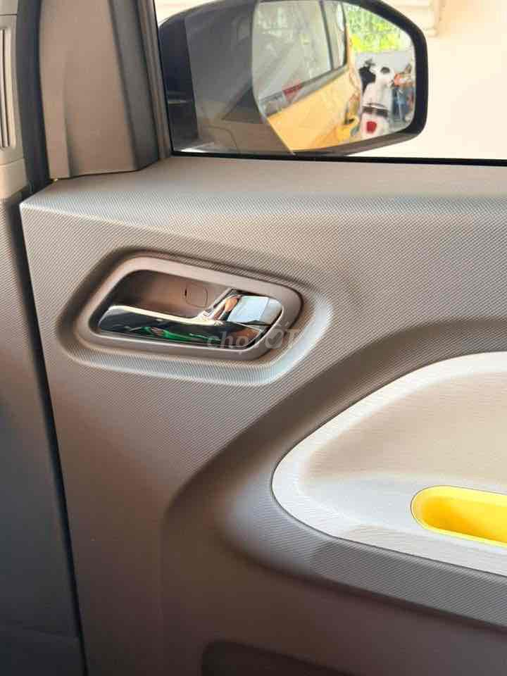 Wuling Hongguang Mini EV 2023 LV2-120 Vàng. Mua bán Ô tô tại Thành phố Mỹ Tho Tiền Giang được đăng bởi Cửa Hàng Xe Máy Minh Dũng hình 8