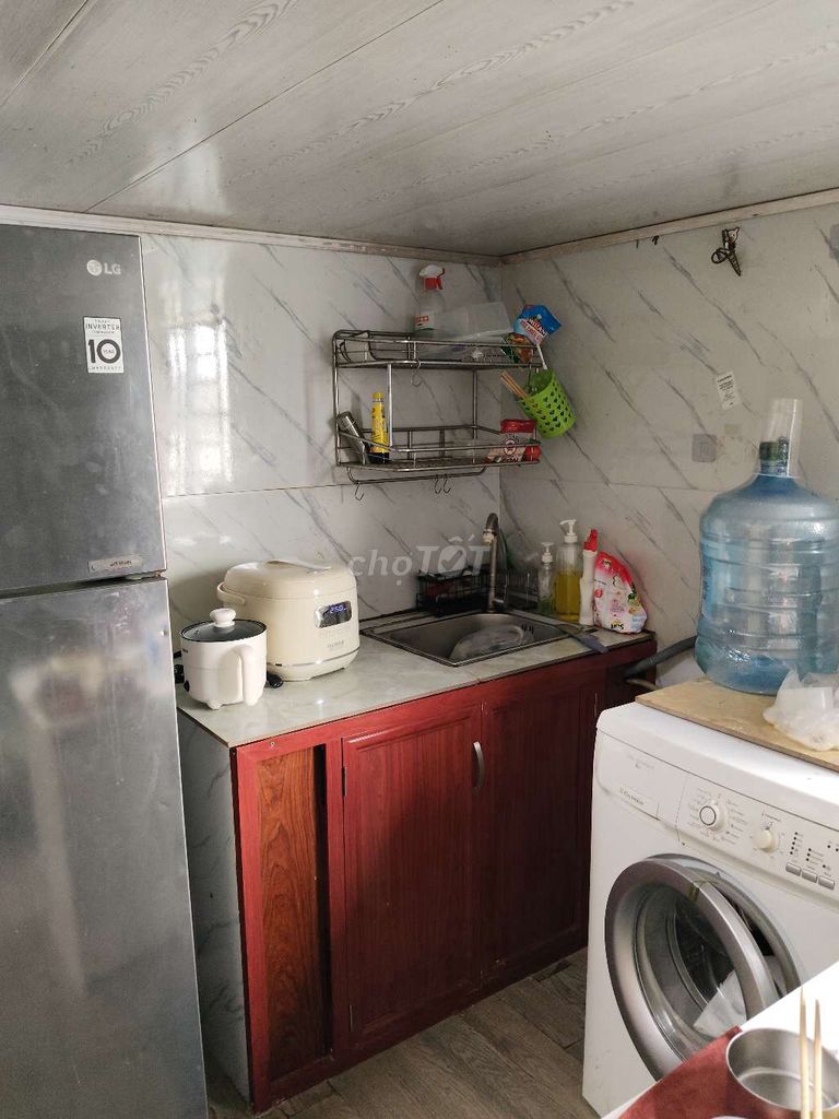 Комната в аренду с мебелью