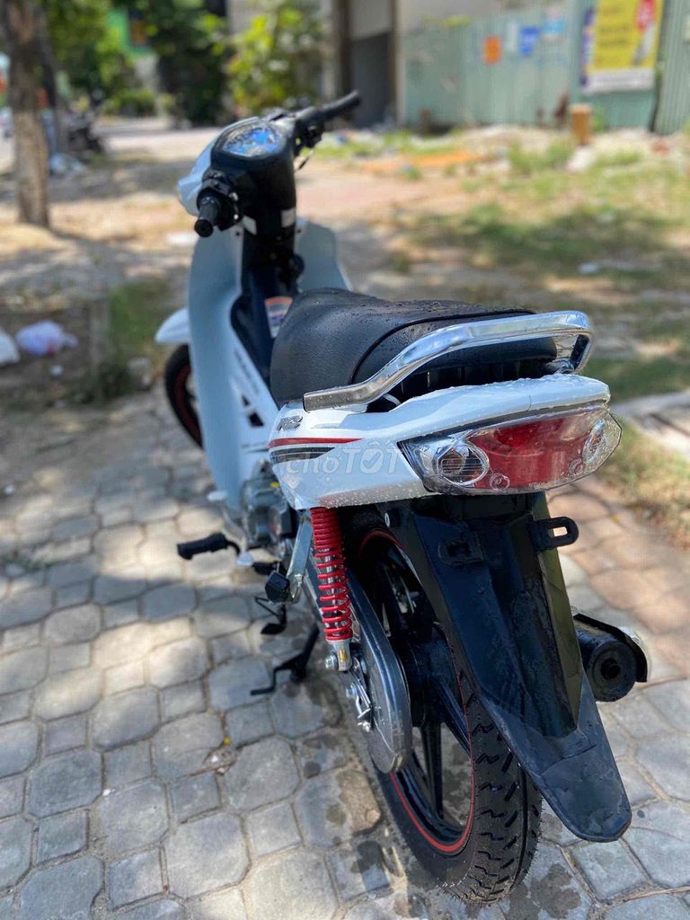 sirius RC 50cc mới 100% giá bao luôn biển số. Mua bán Xe máy tại Quận Thanh Khê Đà Nẵng được đăng bởi Mạnh hình 4