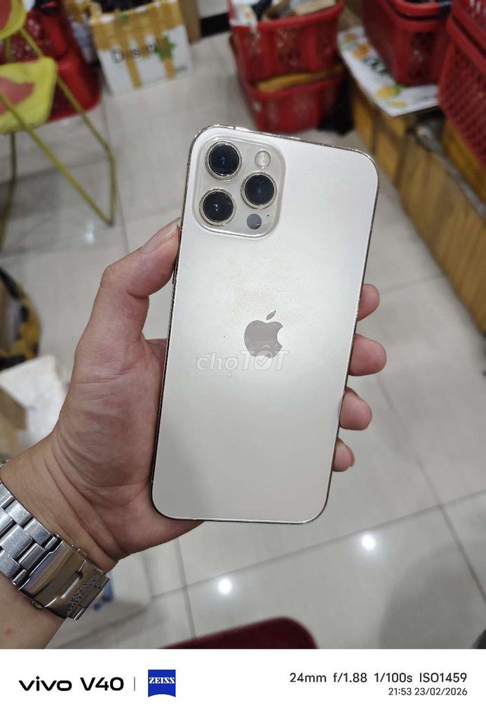 (Đà Nẵng) iPhone 12Prm gold đẹp pin zin 100. Mua bán Điện thoại tại Quận Cẩm Lệ Đà Nẵng được đăng bởi Nguyễn Đức Ngà hình 1