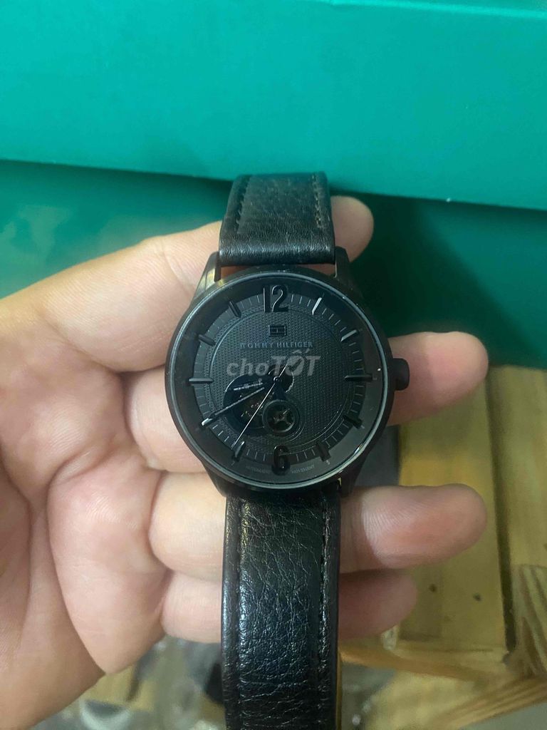 Đồng hồ Tommy Hilfiger Nam Đen Da 45mm. Mua bán Đồng hồ tại Huyện Hóc Môn Tp Hồ Chí Minh được đăng bởi Giày Hiệu Cũ hình 1