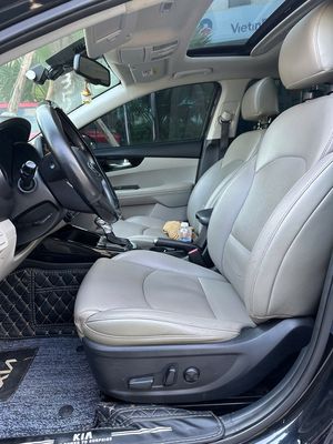 Kia Cerato 2019 1.6 AT Luxury - 52000 km. Mua bán Ô tô tại Quận Hà Đông Hà Nội được đăng bởi Quyen Nguyen