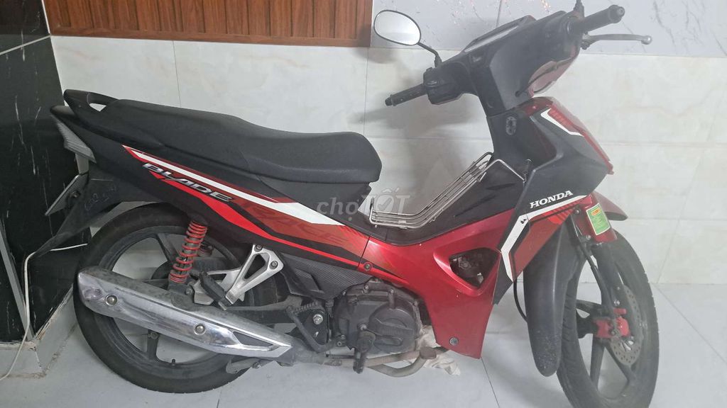 Honda Blade 2019 Sport Đỏ. Mua bán Xe máy tại Quận Gò Vấp Tp Hồ Chí Minh được đăng bởi Lê Khang Trần hình 2